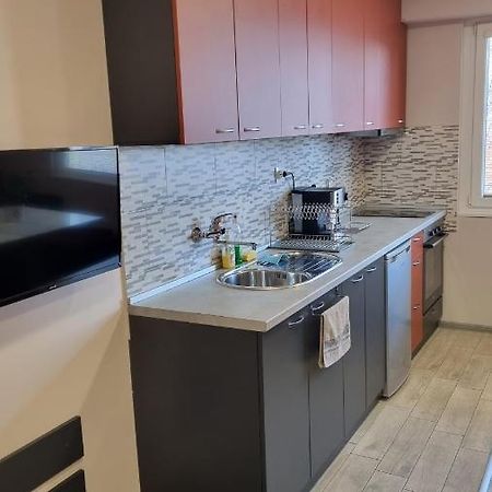 Lux Apartment 蒙塔纳 外观 照片