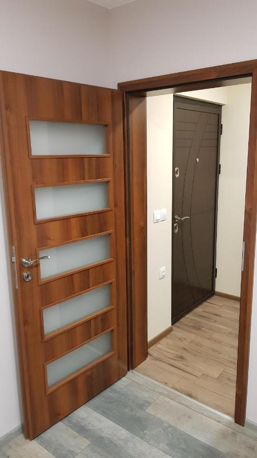 Lux Apartment 蒙塔纳 外观 照片