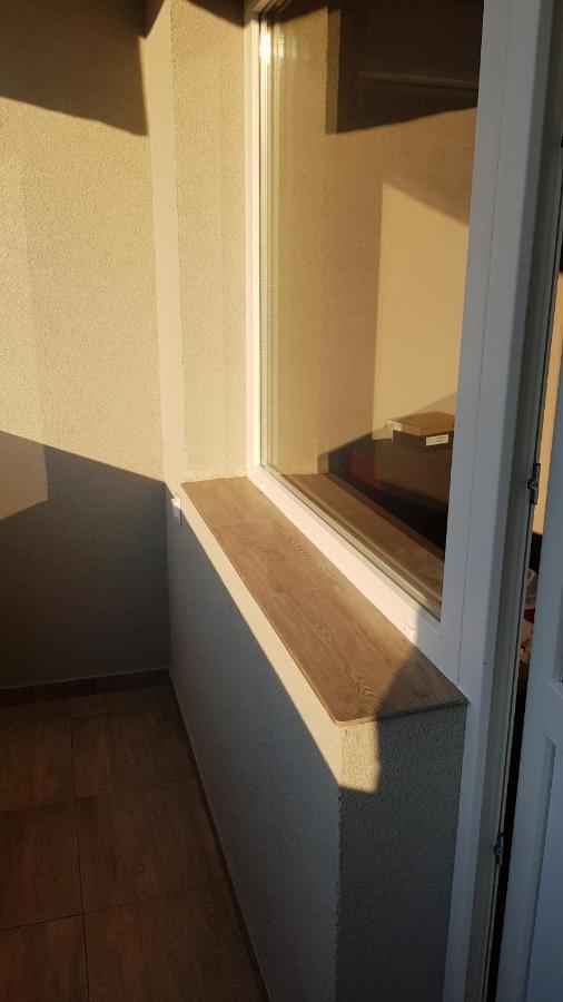 Lux Apartment 蒙塔纳 外观 照片