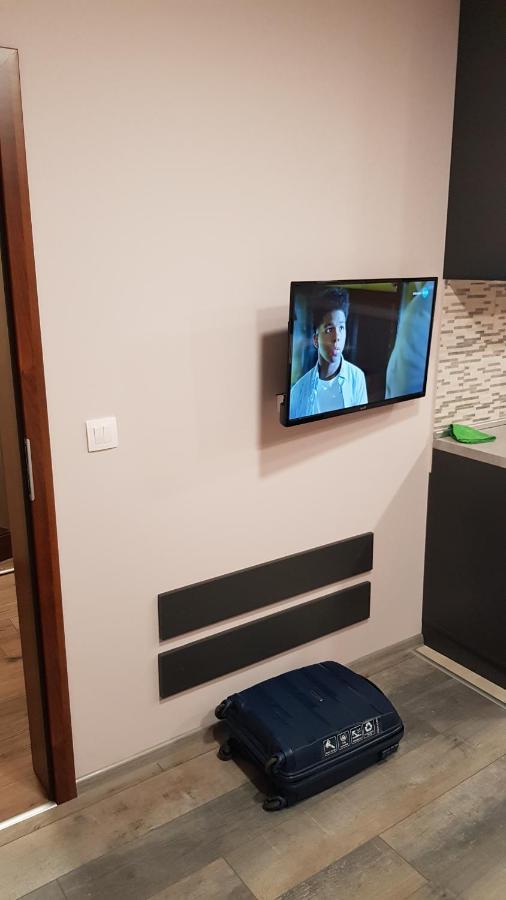 Lux Apartment 蒙塔纳 外观 照片