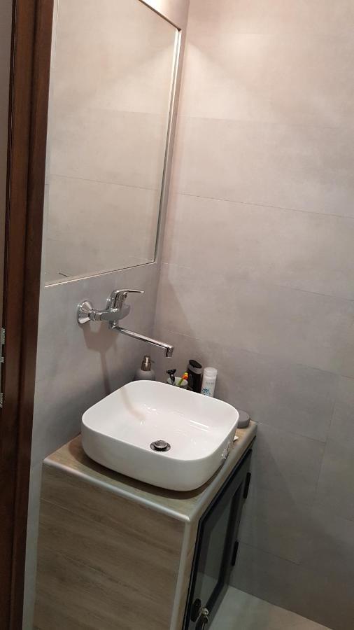 Lux Apartment 蒙塔纳 外观 照片